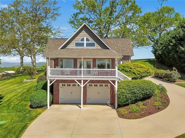 210 Remington Dr, Wilkesboro, NC 28697