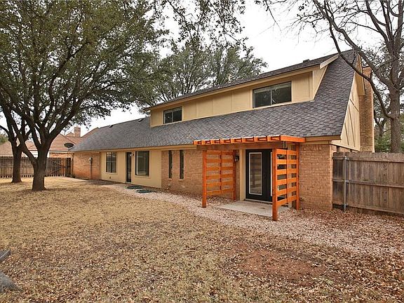 4th image of 13 Fairway Oaks Blvd