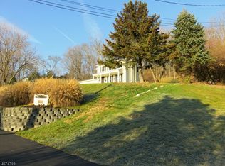 62 Pond School Rd, Wantage, NJ 07461