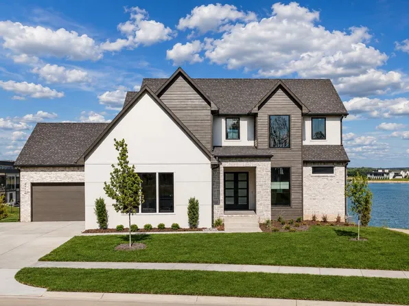 4710 N Ridge Port St, Wichita, KS 67205