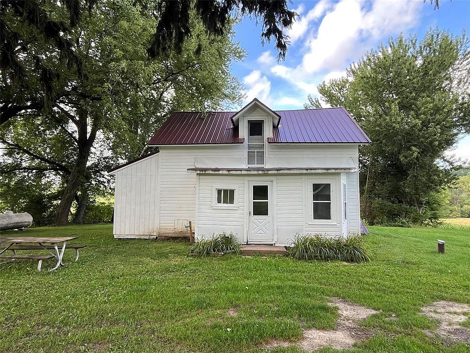 1st image of W16717 Holmen Road