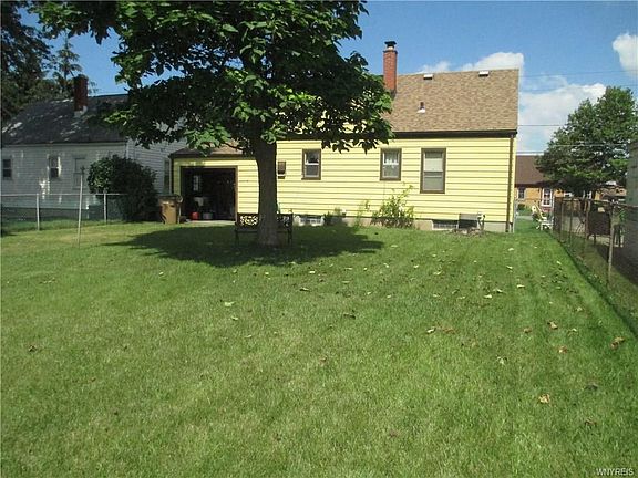 5th image of 153 Beryl Dr