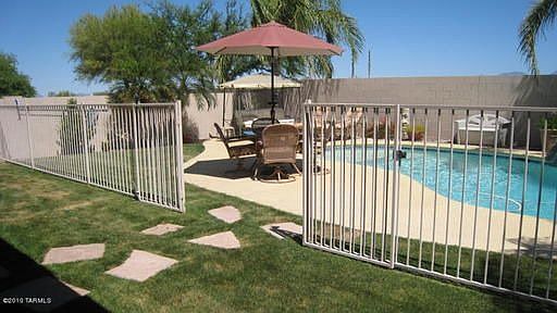4th image of 8821 E Laurie Ann Dr
