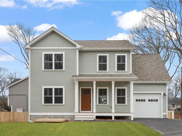 2 Setian Ln, West Warwick, RI 02893