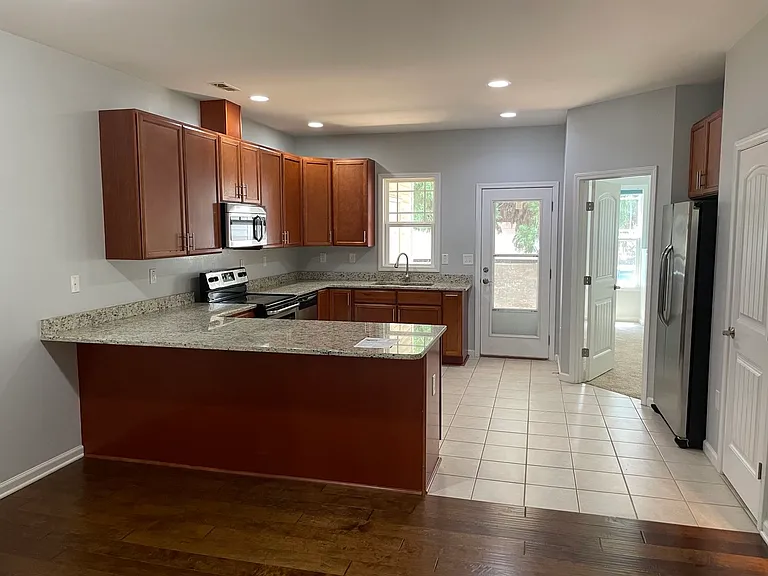 6305 Yates Mill Pond Rd — Photo 17