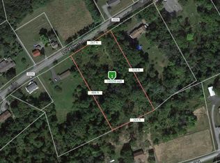 4035 Pricetown Rd, Fleetwood, PA 19522