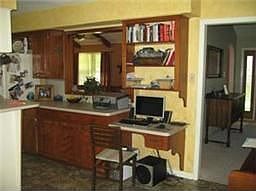 4th image of 166 Highland Terrace Dr