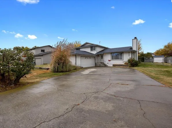 2125 Blue Jay Ln, West Richland, WA 99353