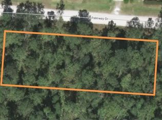 307 Palmway Dr, Satsuma, FL 32189