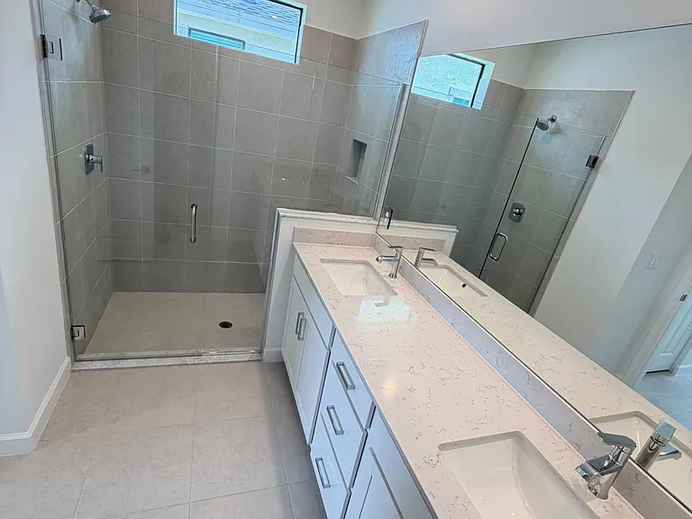 10676 NW Wilgrove Ln — Photo 11