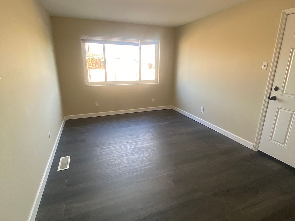 1st image of 814 Schirmer St APT B