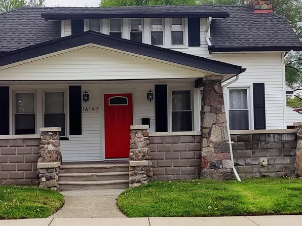 16147 Chesterfield Ave, Eastpointe, MI 48021