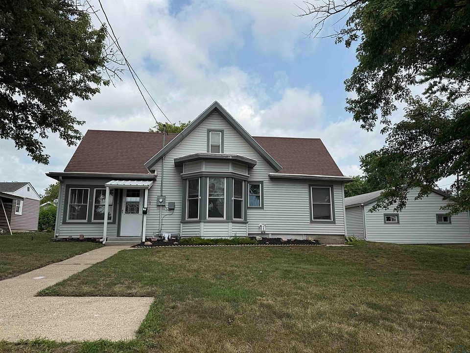 1st image of 428 Summit St