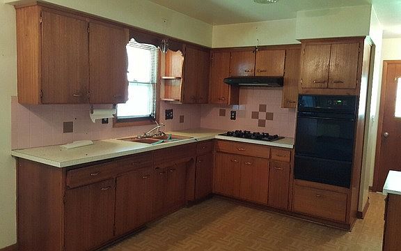 5th image of 6291 Balboa St