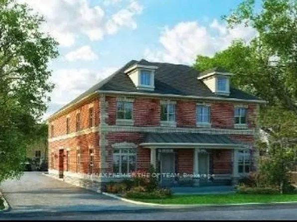 10 Church St N #3, Richmond Hill, ON L4C 3E7