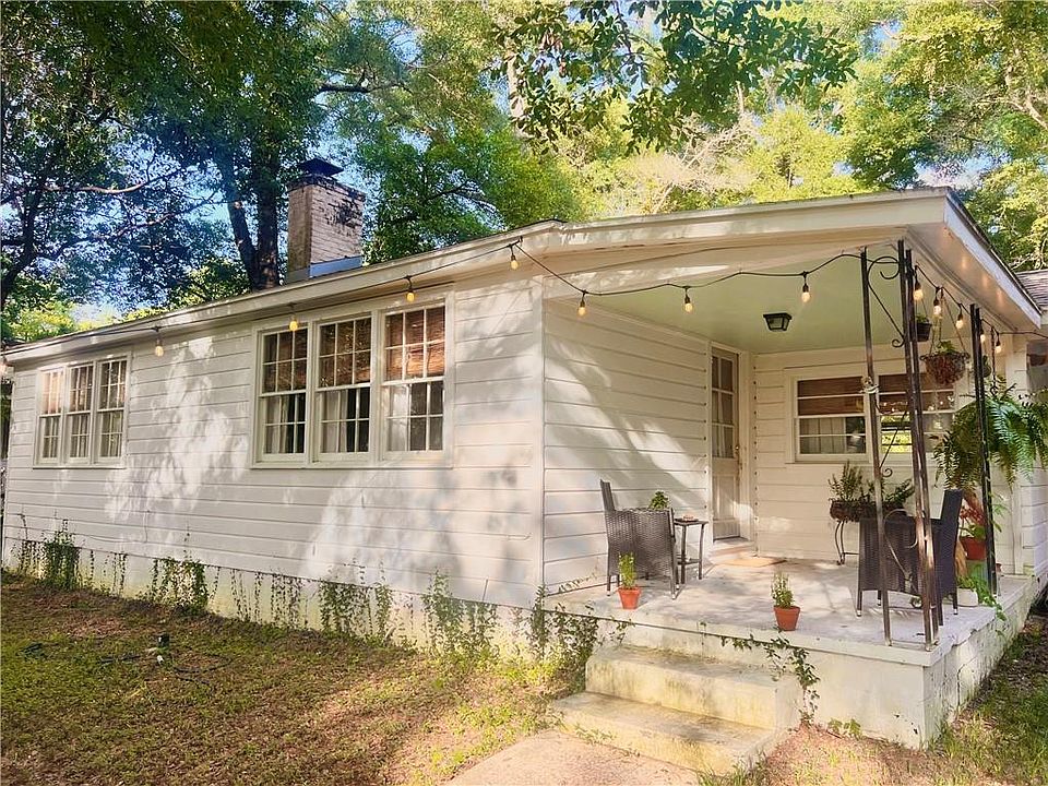 1st image of 324 Border Dr W