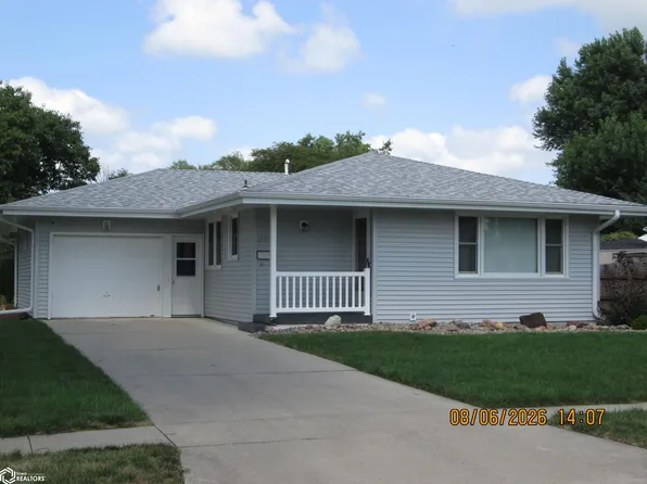 700 E 17th St, Atlantic, IA 50022