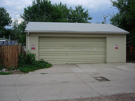 2.5 car garage