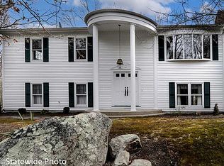 38 Langlais Dr, Scituate, RI 02831