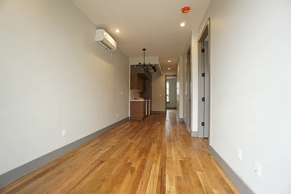 Rented by Rennit Inc. | media 5