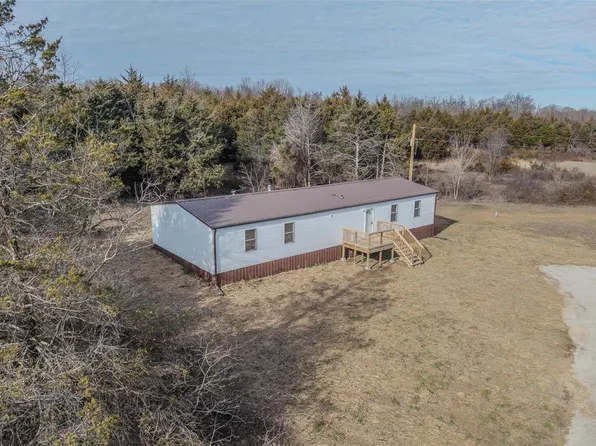 15925 Donovan Rd, Lebanon, MO 65536