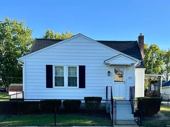 609 E Jackson St, Flora, IN 46929