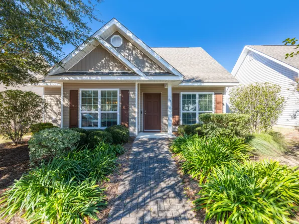 64 Cornelia St, Freeport, FL 32439