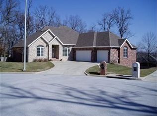 4199 E Gastonbury St, Springfield, MO 65809