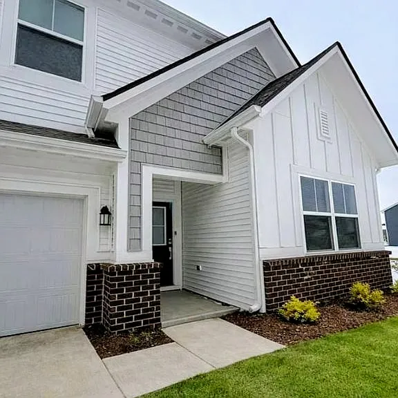 8690 Lester Pl — Photo 1
