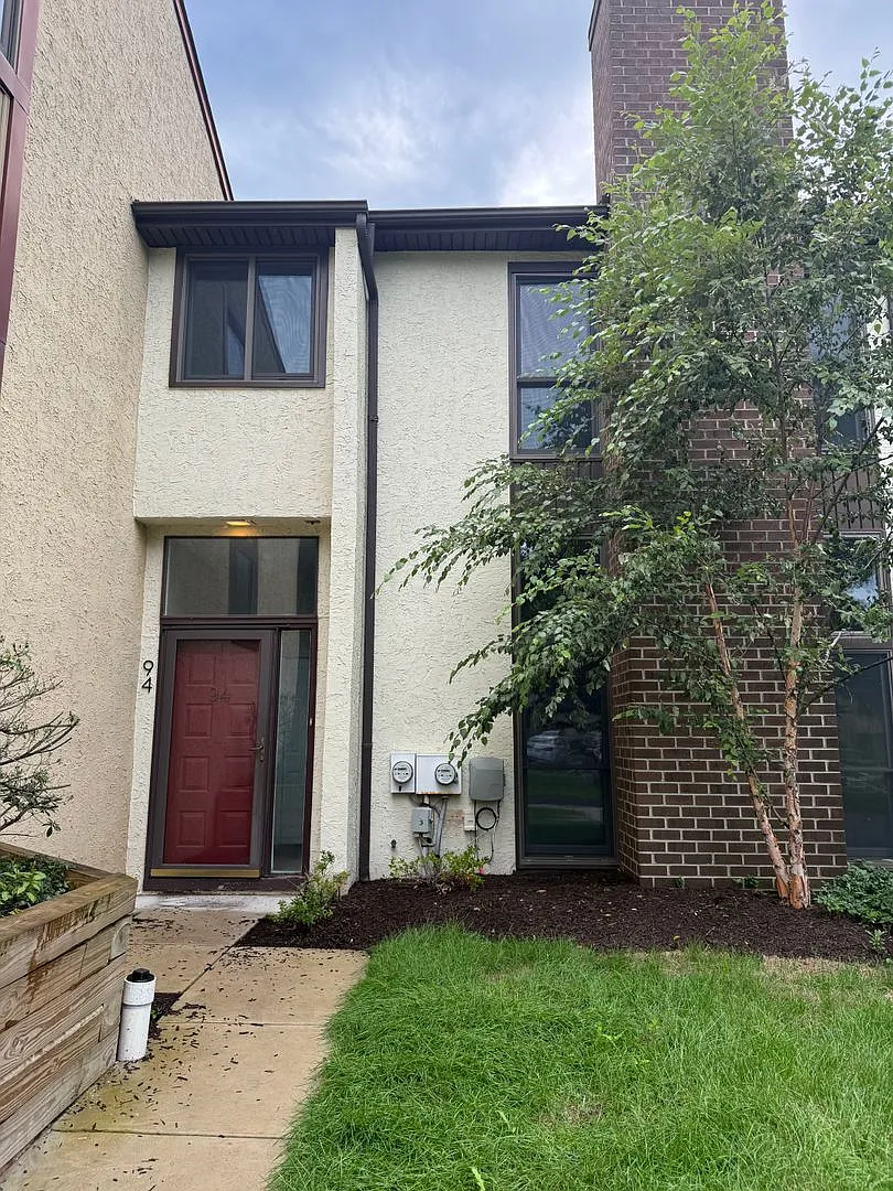 3 Bed / 2.5 Bath Highlands Townhome in Central Bucks SD — Photo 3