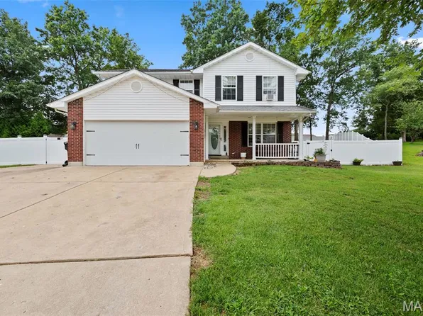 1249 Shingle Oak Ct, Troy, MO 63379