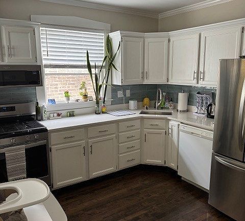 3rd image of 3743 N Sawyer Ave #2