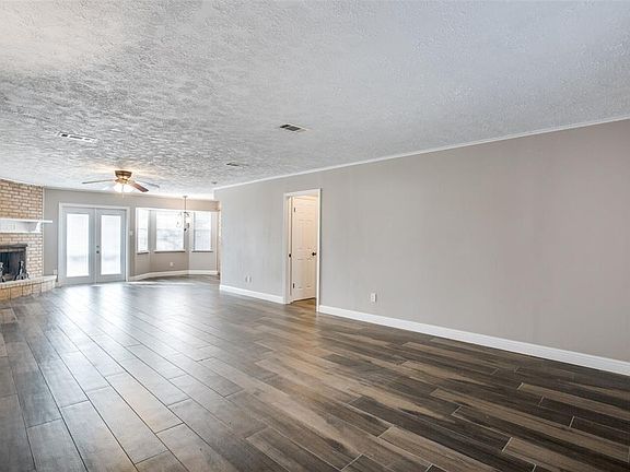 5th image of 5419 Sheraton Oaks Dr