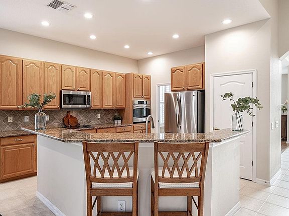 5th image of 11309 Minaret Dr