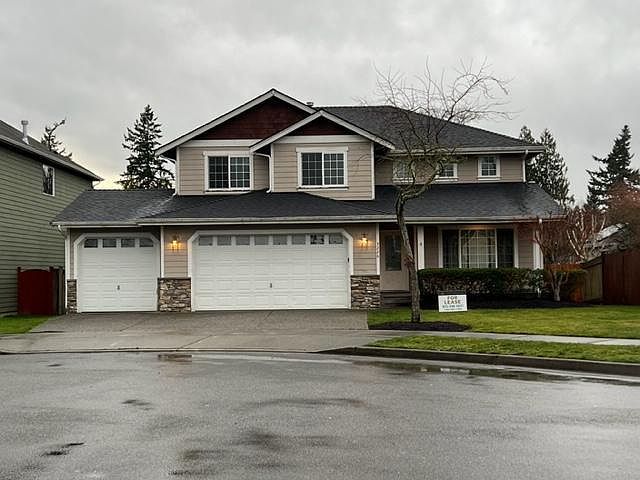 1st image of 3226 76th Dr NE