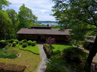 78 Old Bulgarmarsh Rd, Tiverton, RI 02878