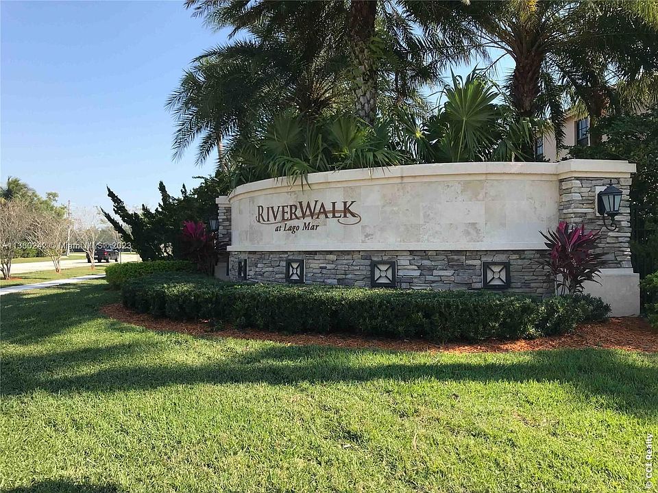 1st image of 13021 Riverwalk Cir Unit 13021