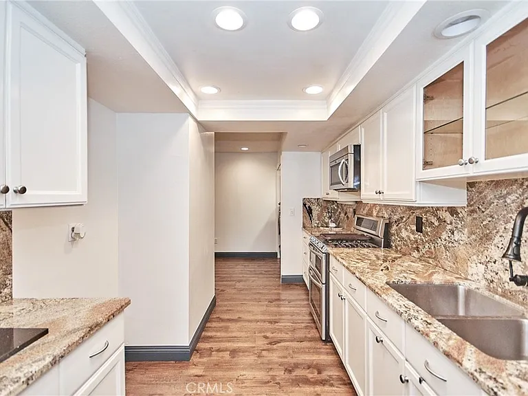 2853 Park Vista Ct — Photo 9