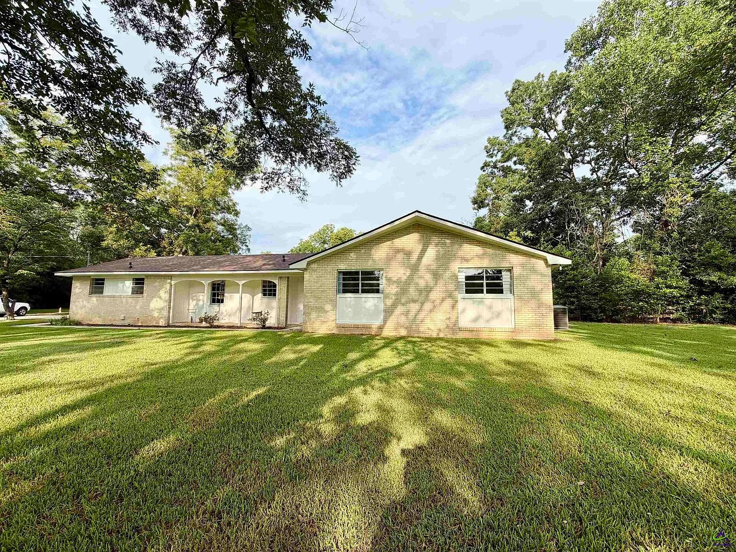 533 Lake Joy Rd — Photo 1