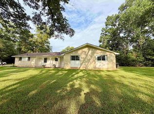 533 Lake Joy Rd, Kathleen, GA 31047