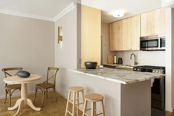 Sold by Compass | media 5