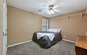 4902 Park Hampton Dr — Photo 12