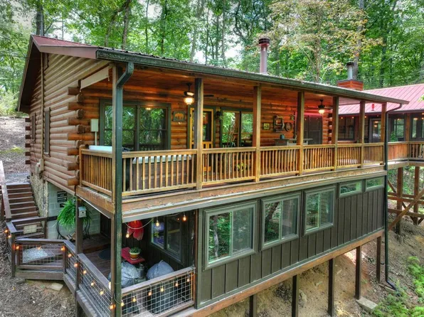 9 Casey Ct, Blue Ridge, GA 30513
