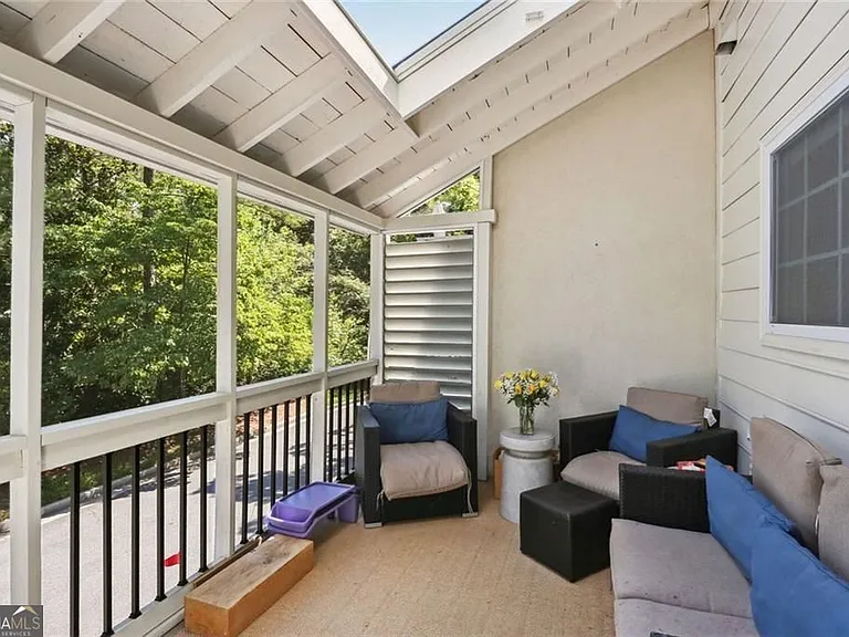 5684 River Oaks Pl NW — Photo 18