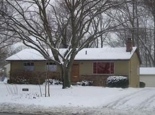 2445 Zollinger Rd, Columbus, OH 43221