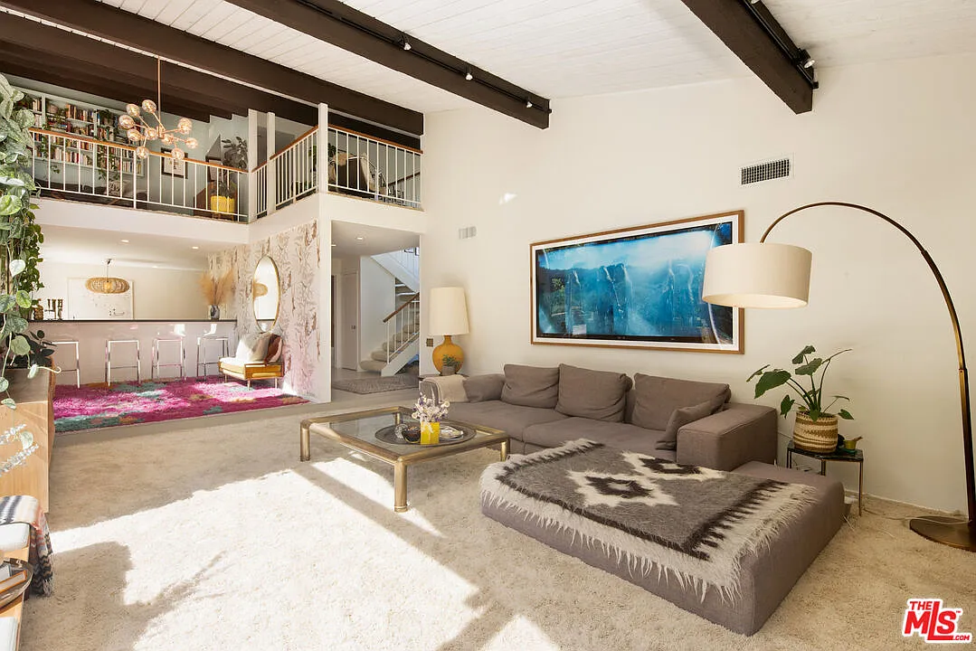 4 bed, 3.0 bath, 3000 sqft, $22,500 — Photo 4