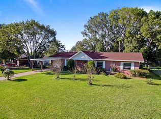 6 Bahia Loop, Ocala, FL 34472