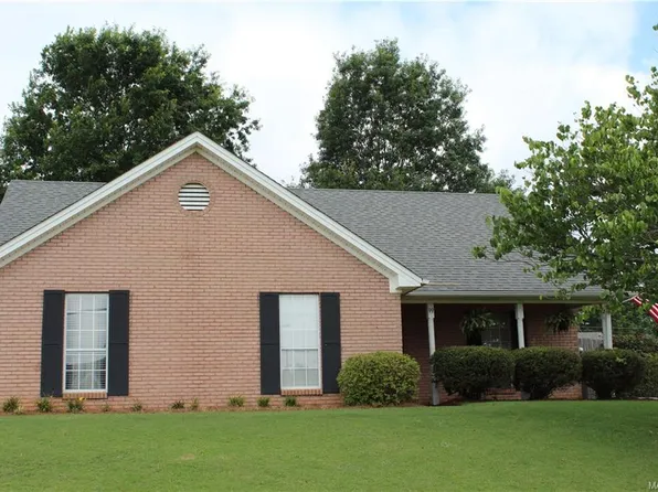 99 Old Orchard Rd, Deatsville, AL 36022