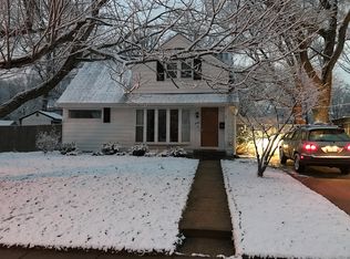 6903 Quander Rd, Alexandria, VA 22307