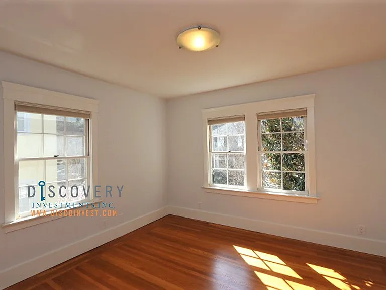 812 Trestle Glen Rd — Photo 16